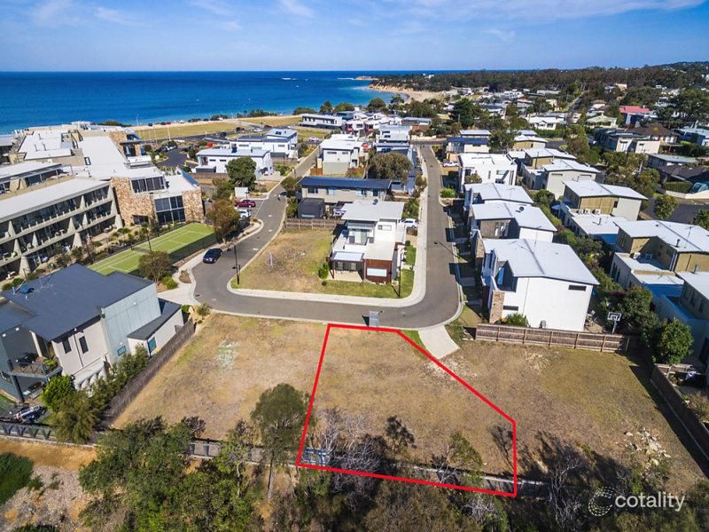 18 Bayview Tce, Torquay, VIC 3228