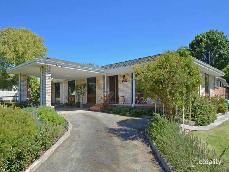 35 Mondurup St, Mount Barker, WA 6324