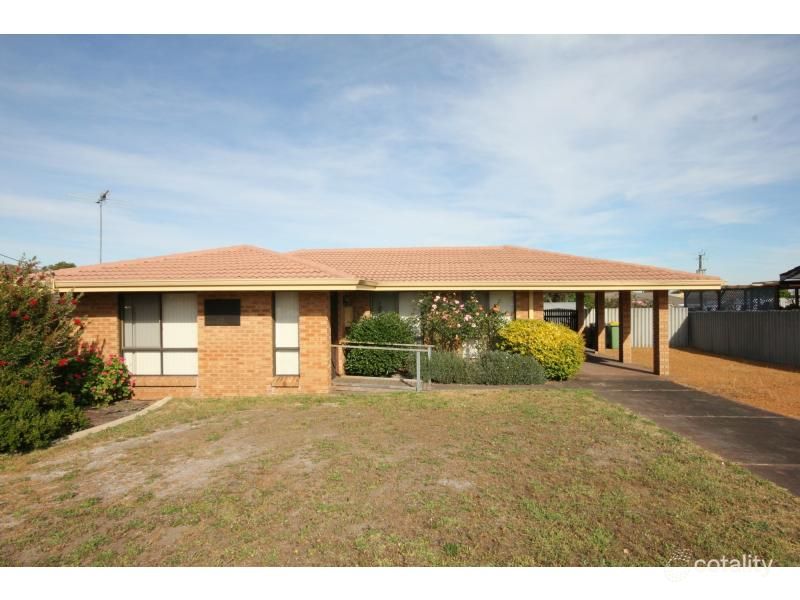 7 Walter Dr, Collie, WA 6225