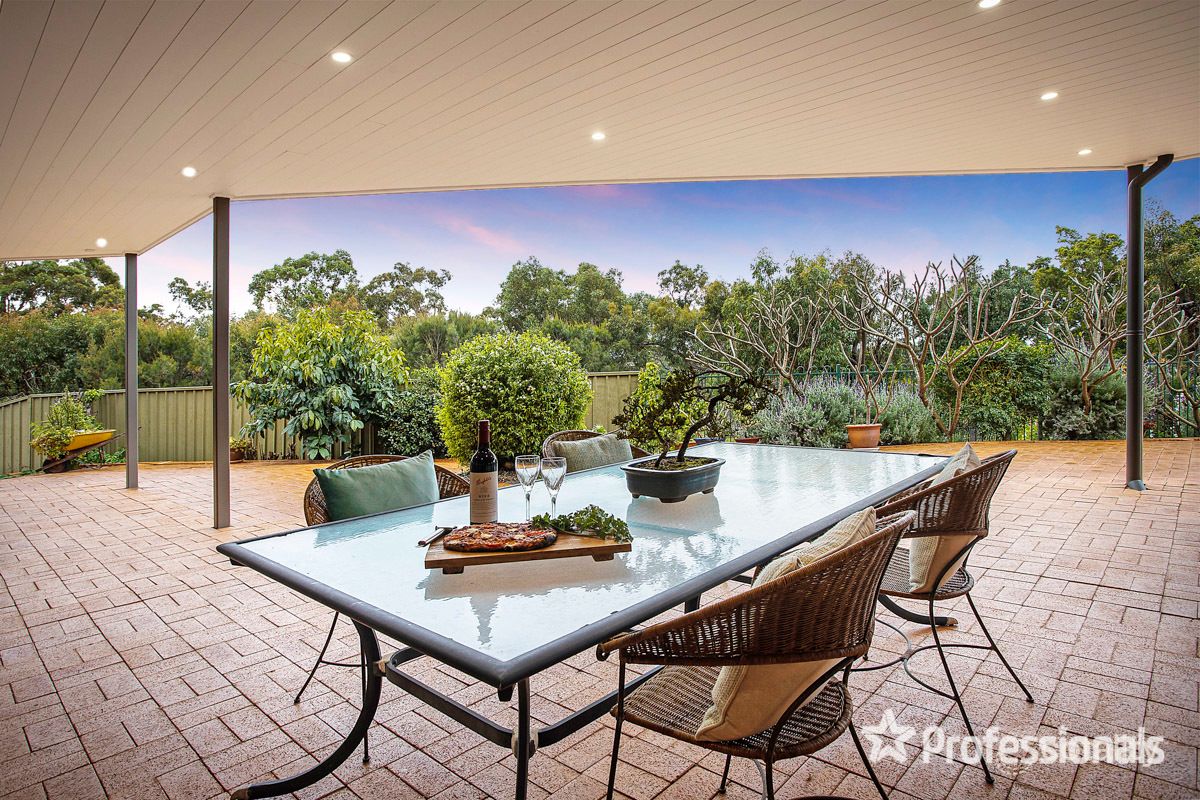 12 Sproule Rd, Illawong, NSW 2234