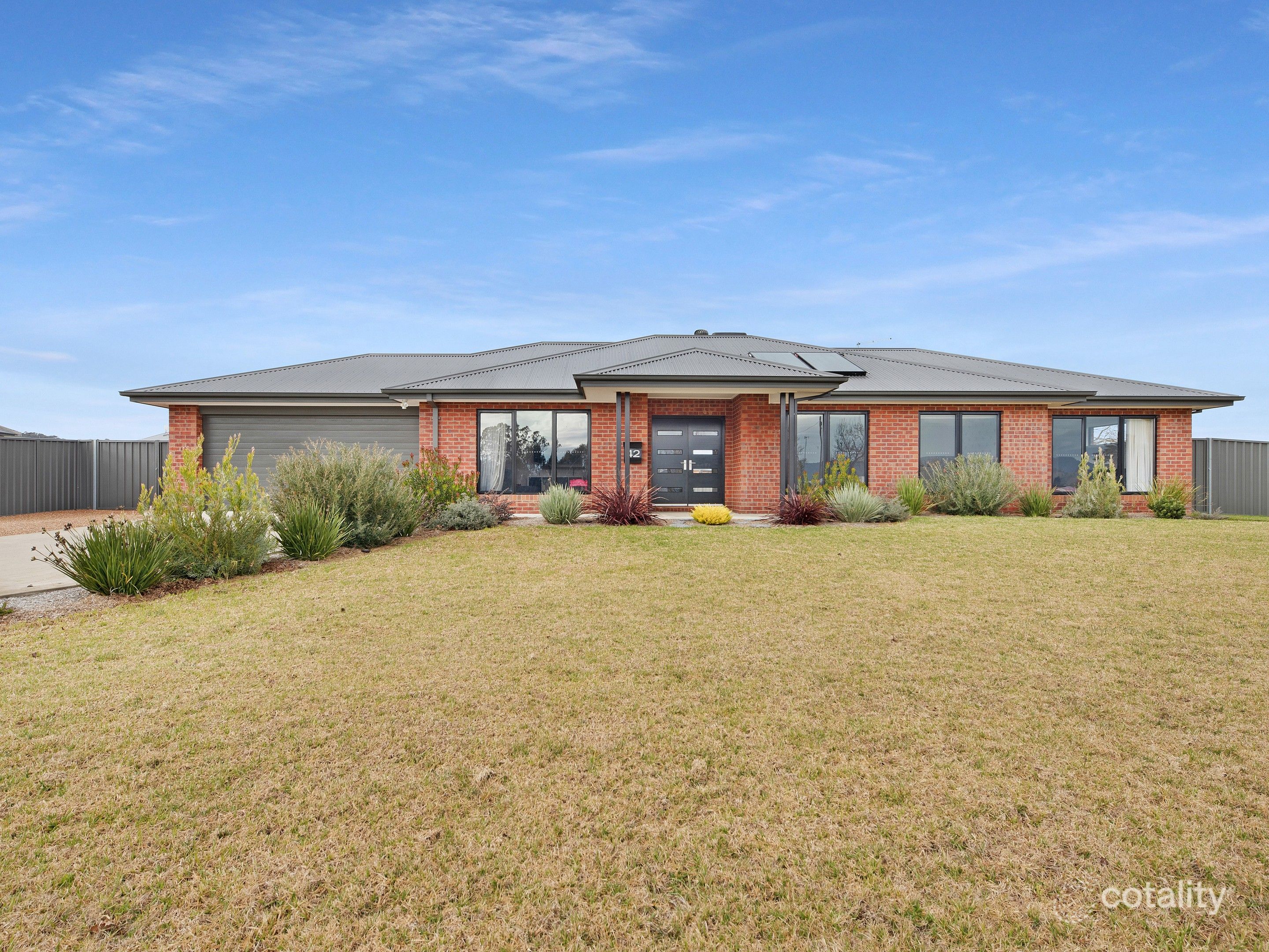 42 Huon Kiewa Rd, Tangambalanga, VIC 3691