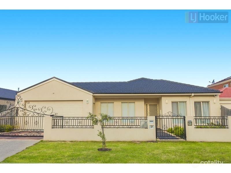 4 Neptune St, Roxburgh Park, VIC 3064