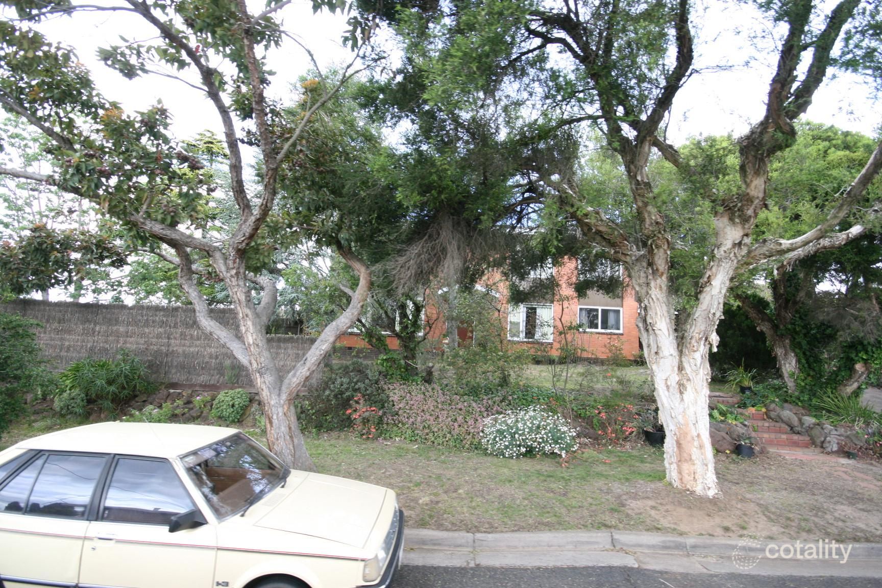 5 North Valley Rd, Highton, VIC 3216