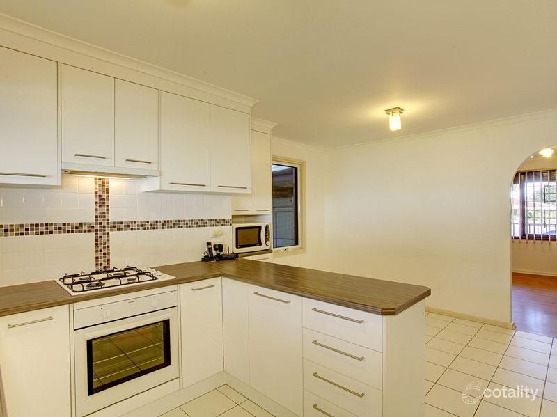 10 Simeon Cres, Morphett Vale, SA 5162