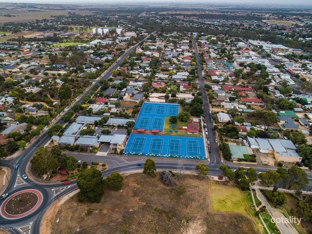 41 Adelaide Rd, Strathalbyn, SA 5255