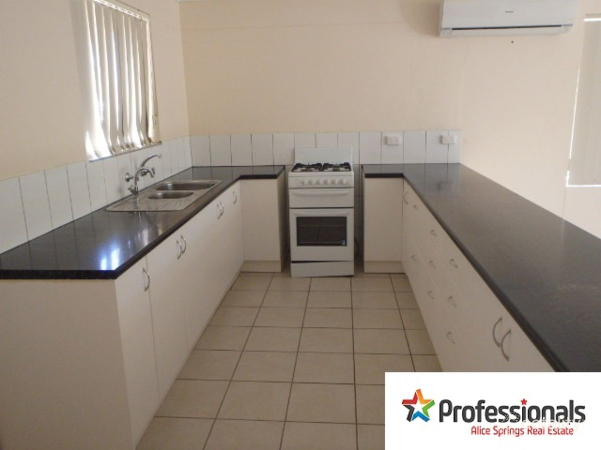 96 Kurrajong Dr, East Side, NT 0870
