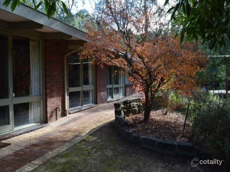 51 Weerona Way, North Warrandyte, VIC 3113