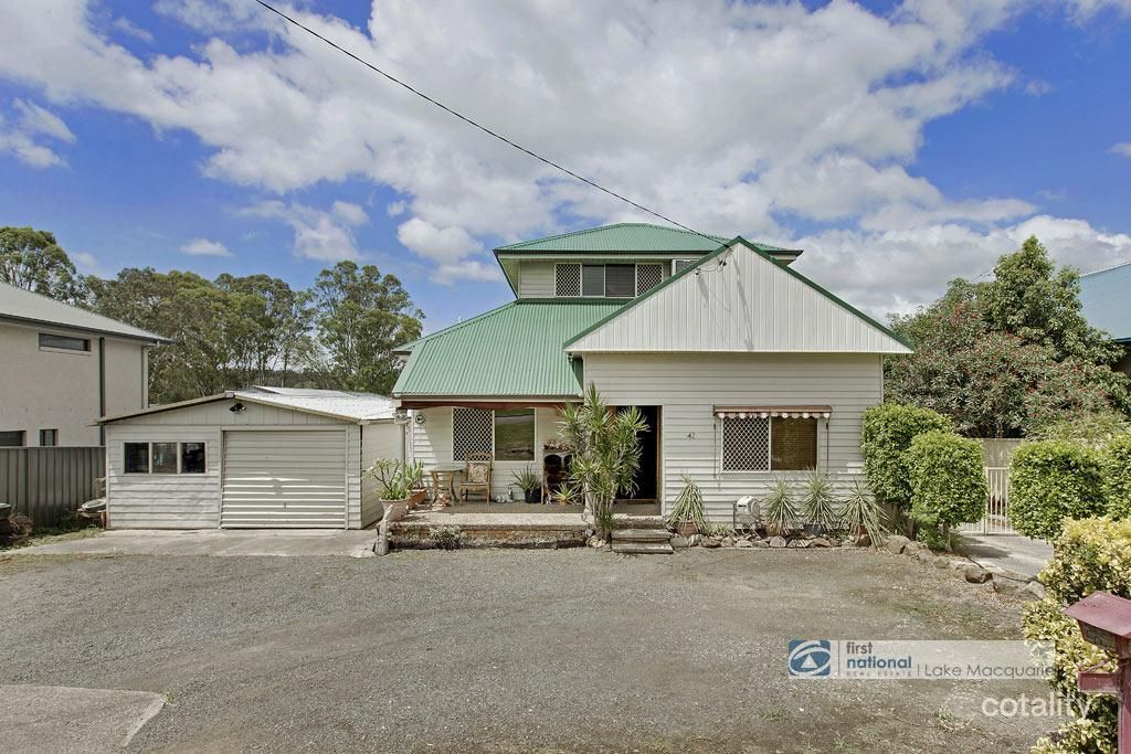 42 Seaham St, Holmesville, NSW 2286