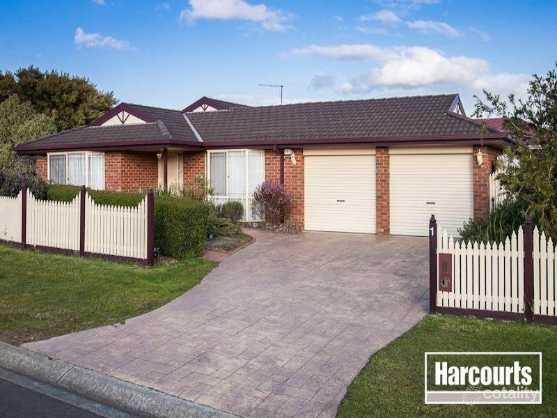 1 Ferncroft Ct, Berwick, VIC 3806