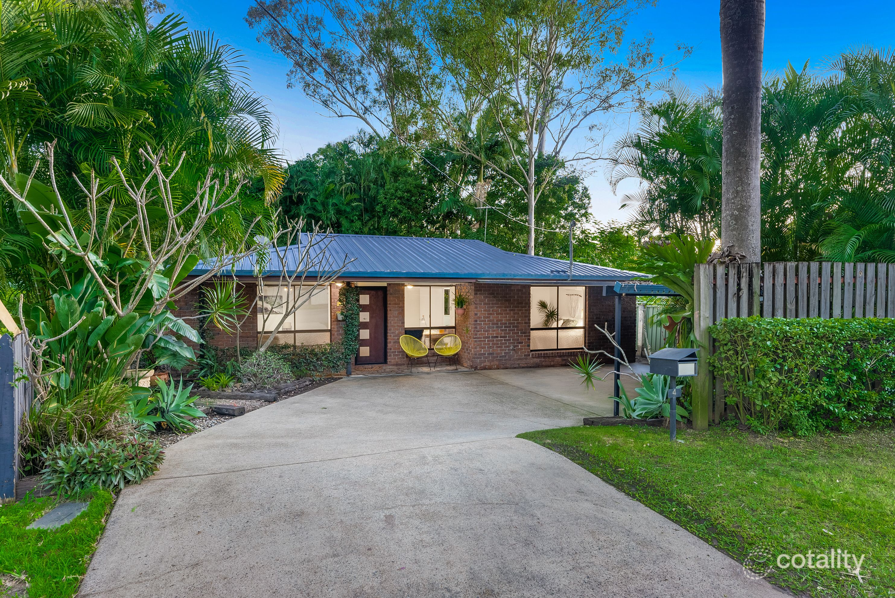 4 Avery Ct, Petrie, QLD 4502