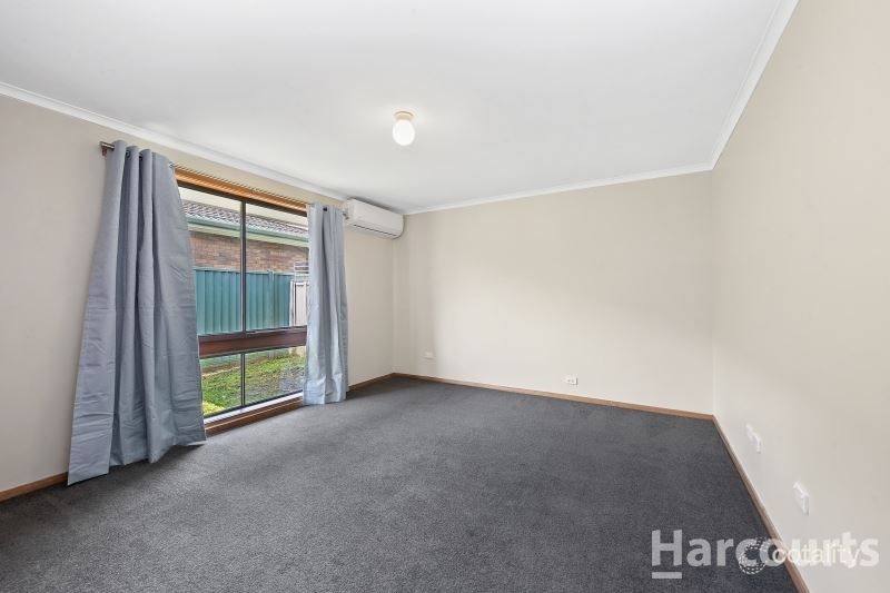 45 Iona Dr, Sebastopol, VIC 3356
