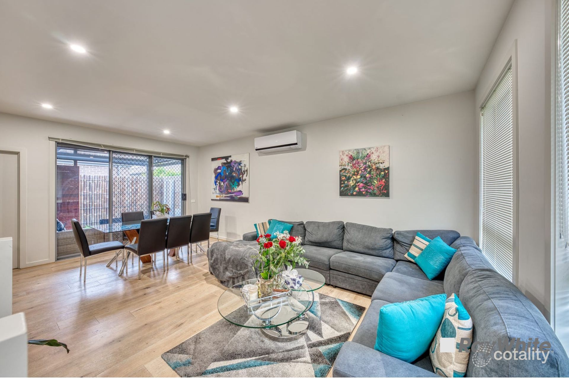 14/118 Kennington Park Dr, Endeavour Hills, VIC 3802