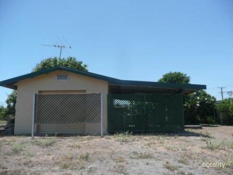 40 Beatts Rd, Forrest Beach, QLD 4850