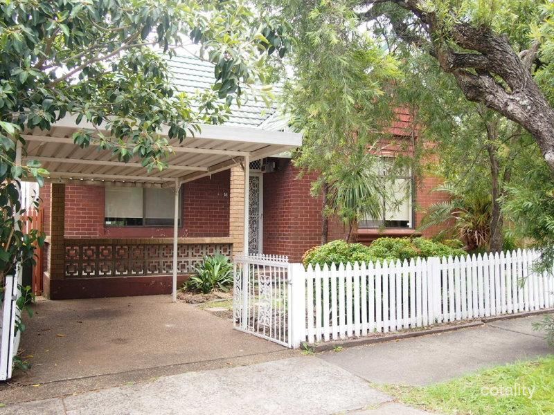 16 George St, Mortdale, NSW 2223