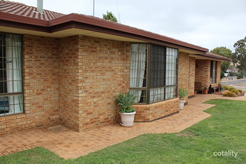 3 Cecil Rd, Northam, WA 6401