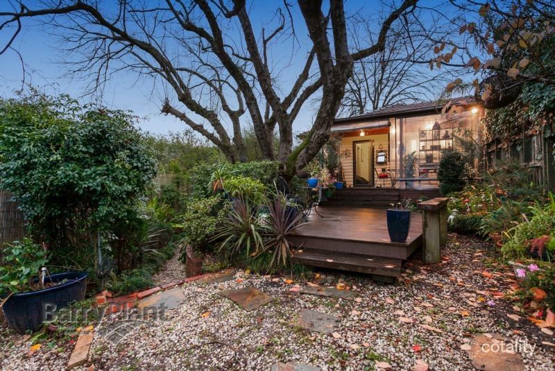 4a Ware Cres, Ringwood East, VIC 3135