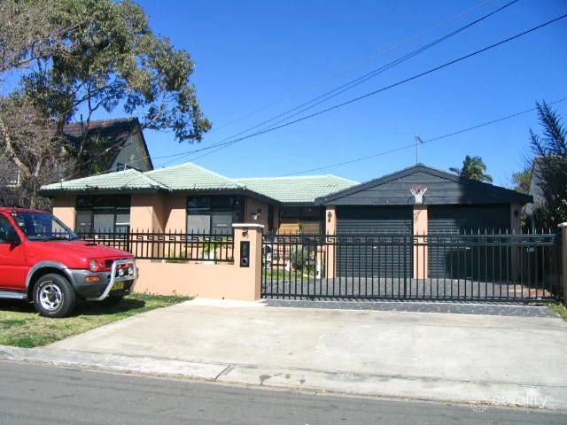 83 Jack O'Sullivan Rd, Moorebank, NSW 2170