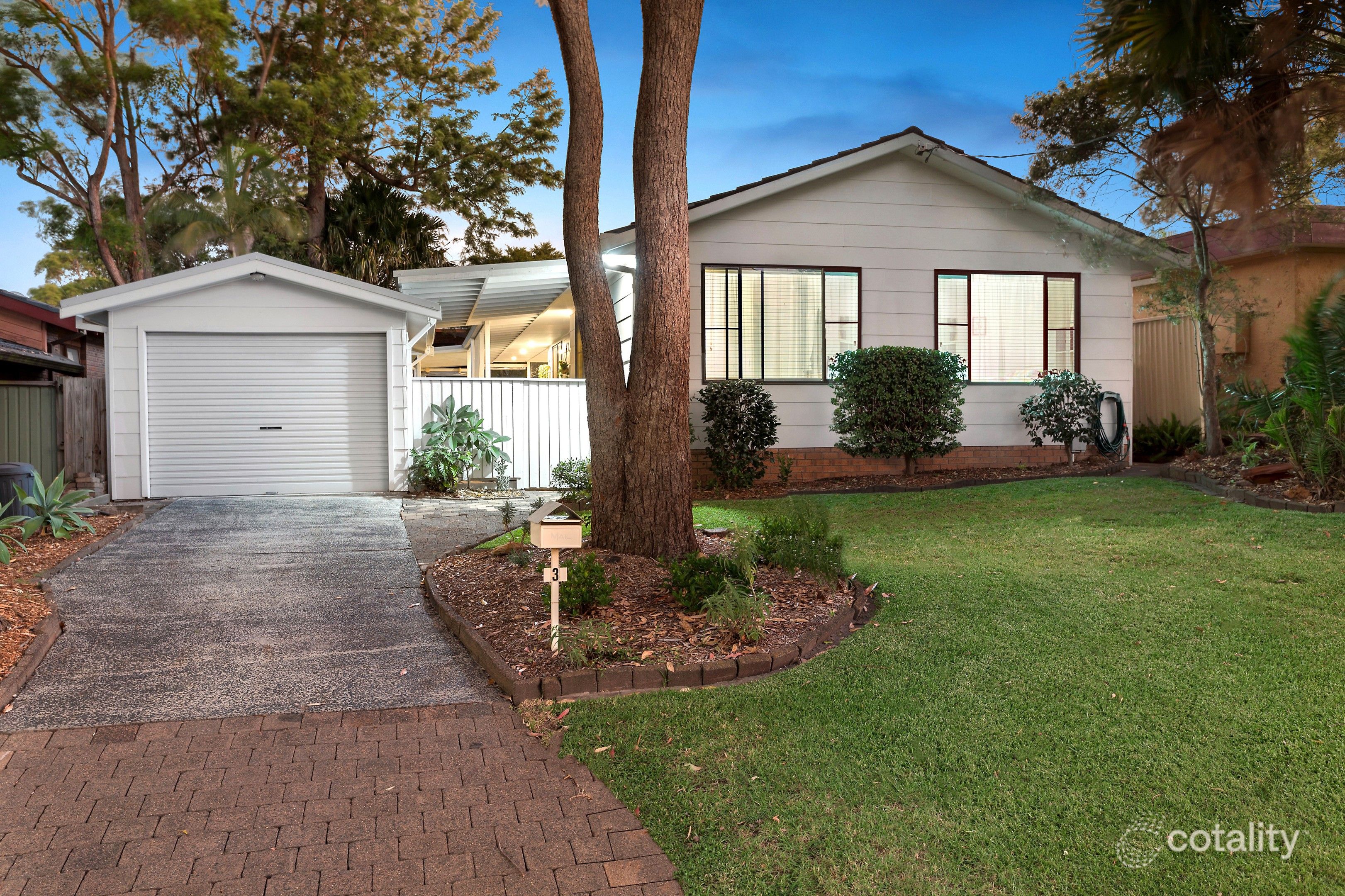 3 Kareelah Ave, Berkeley Vale, NSW 2261