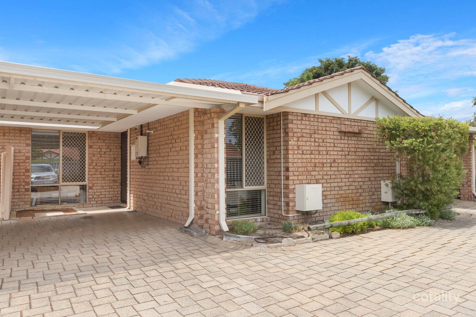 21/8 Merope Cl, Rockingham, WA 6168