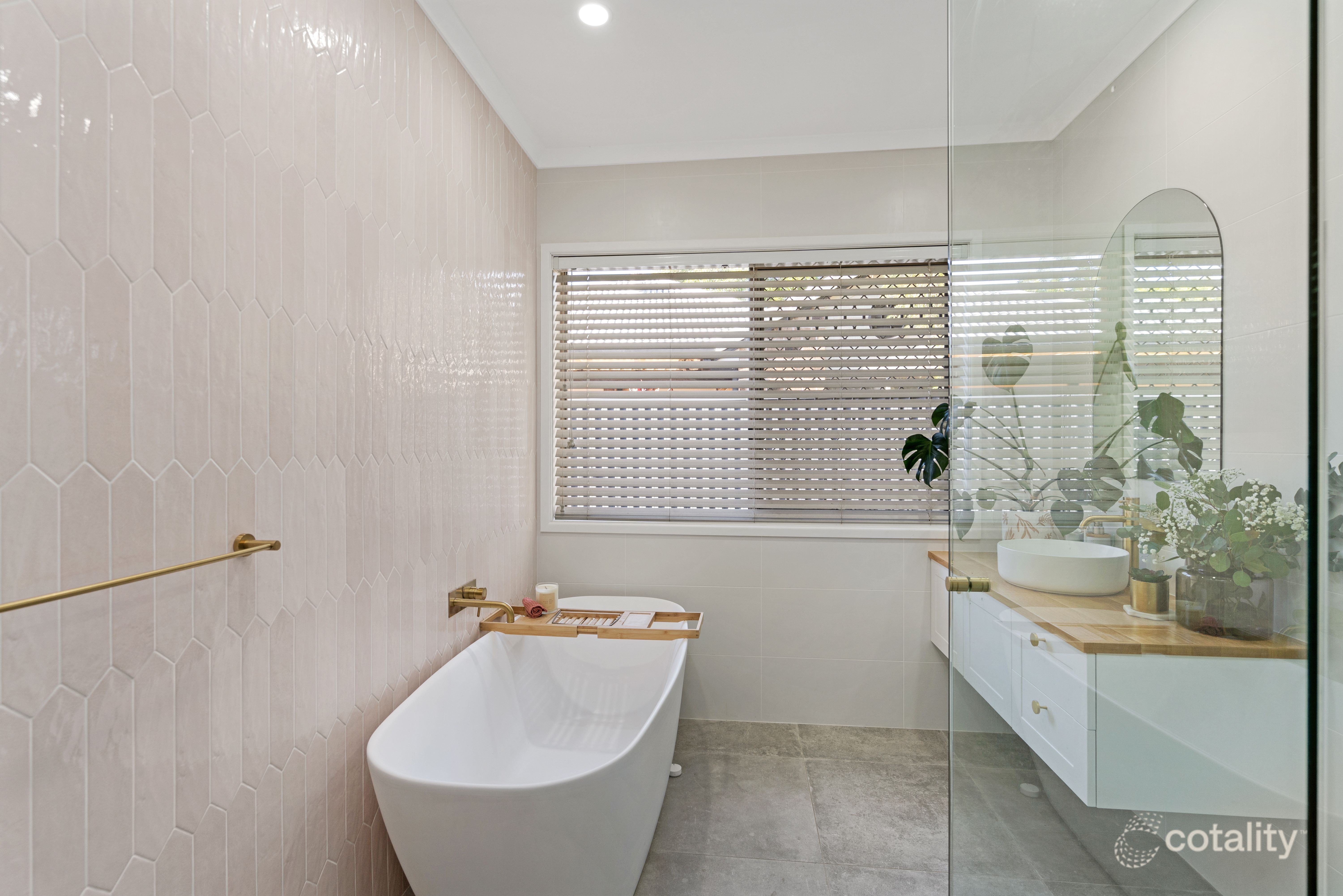 4 Balwyn Pl, Robina, QLD 4226