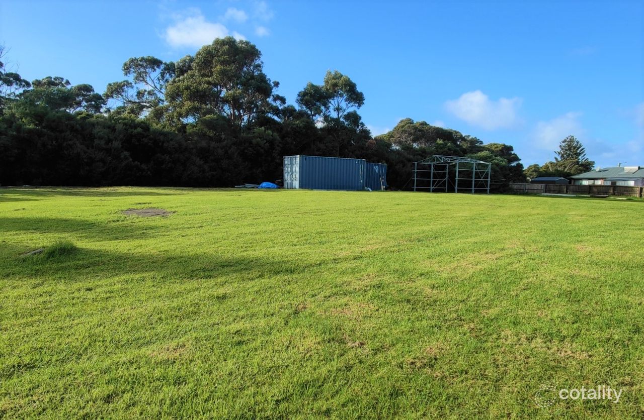 4 Barr St, Lady Barron, TAS 7255