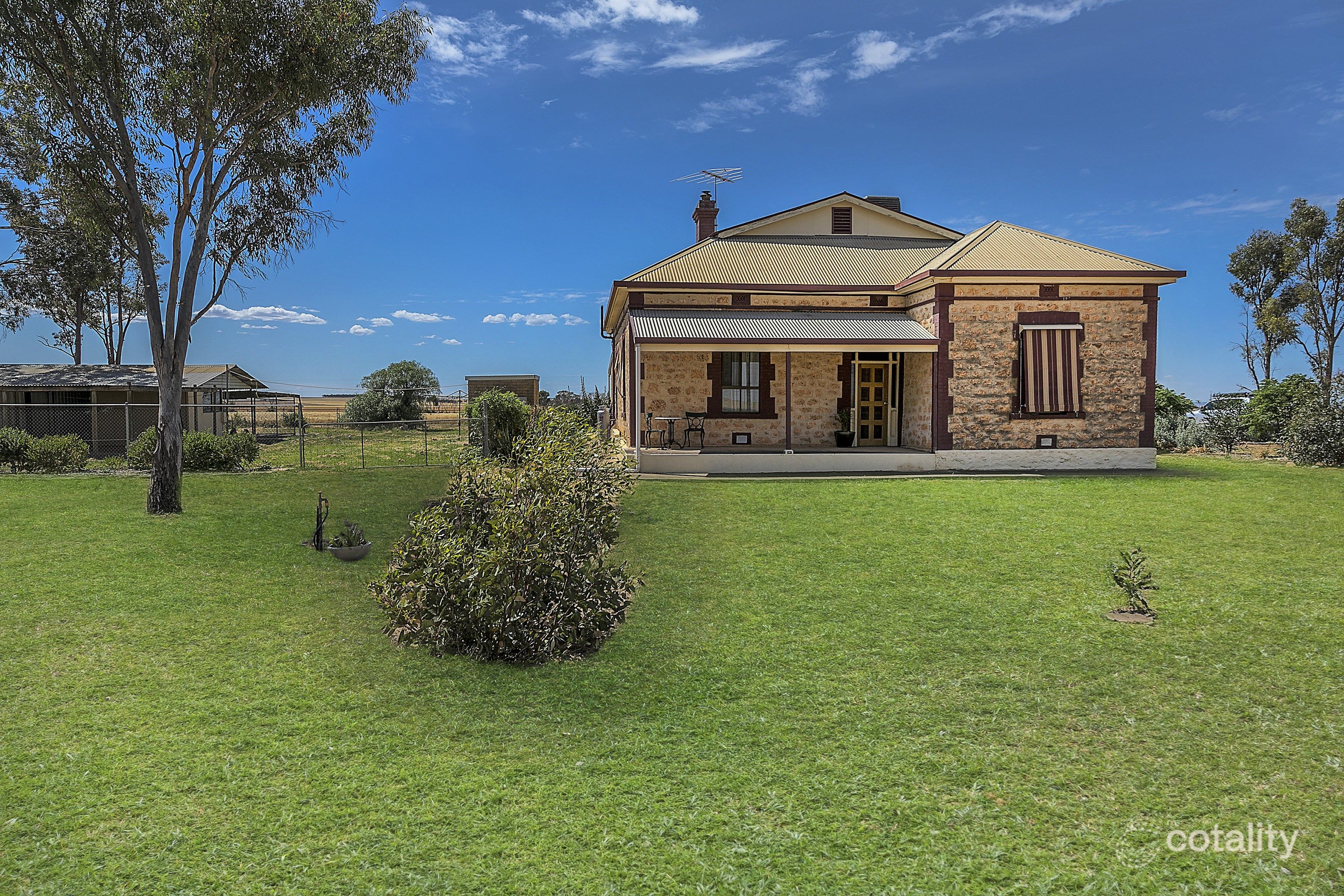 17 Pinkerton Rd, Hamley Bridge, SA 5401