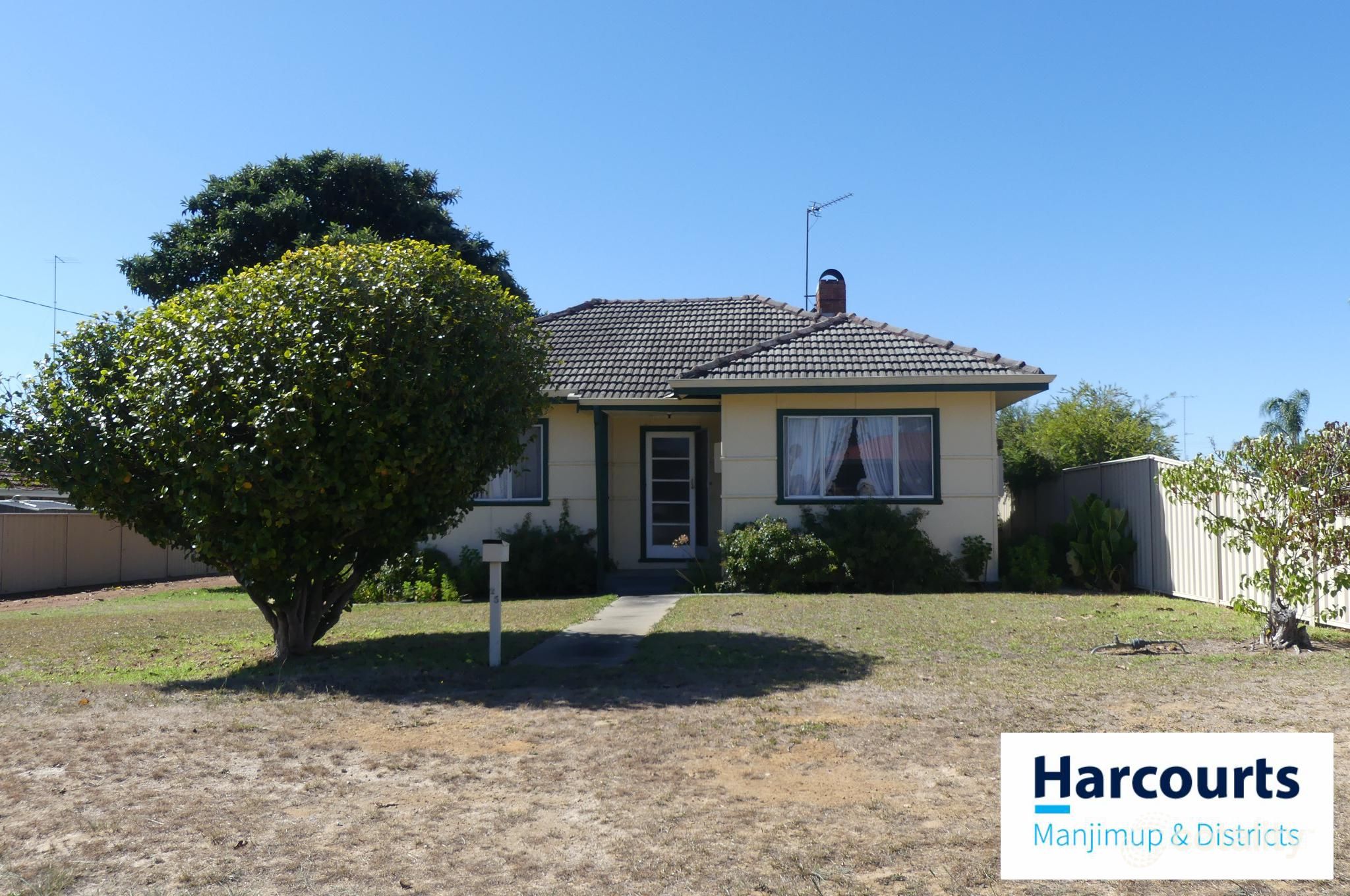 25 Maxwell St, Manjimup, WA 6258