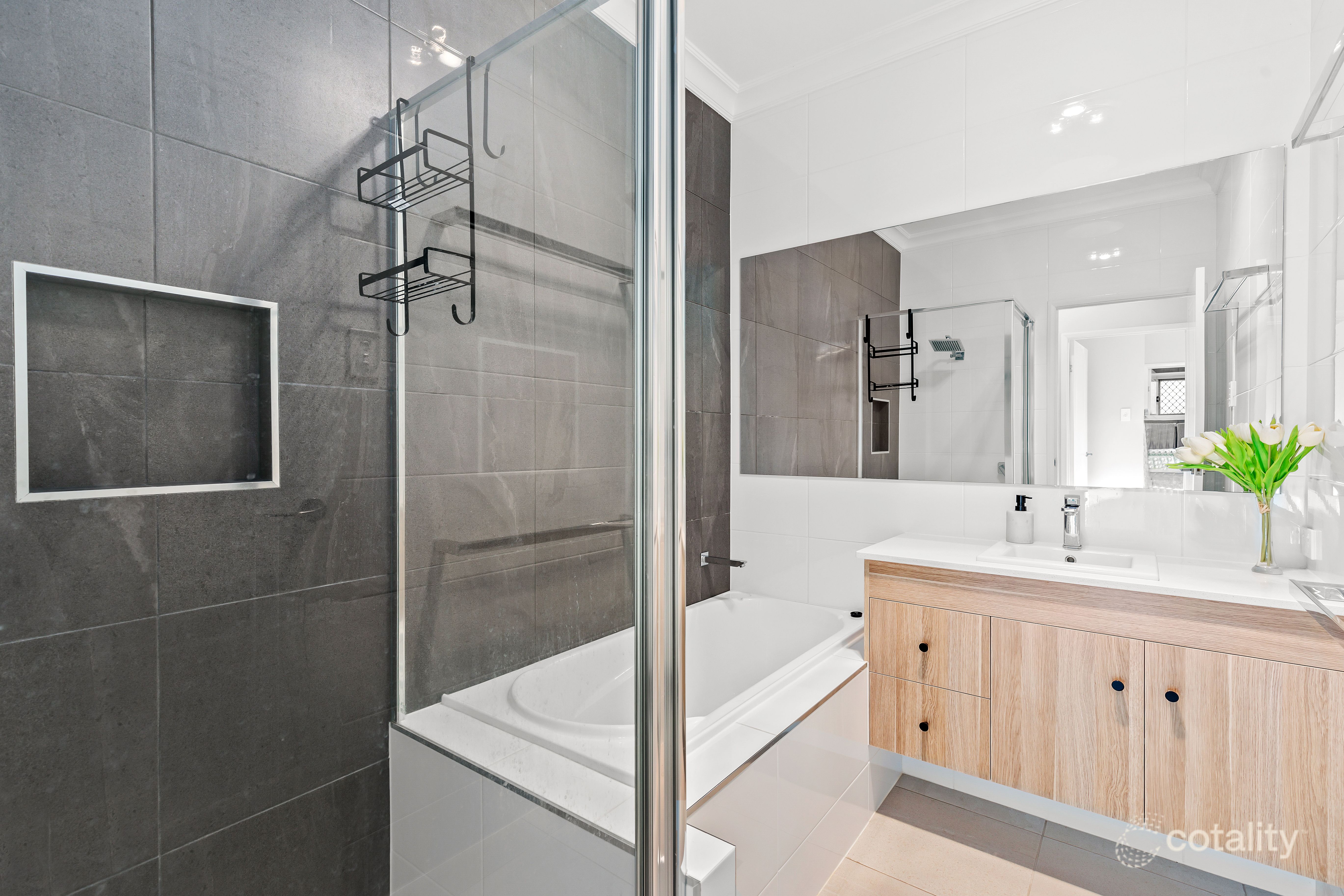 1/9 Roberts St, South Toowoomba, QLD 4350