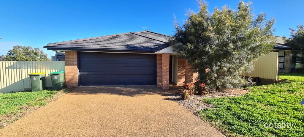 1 Rosewood Ave, Parkes, NSW 2870