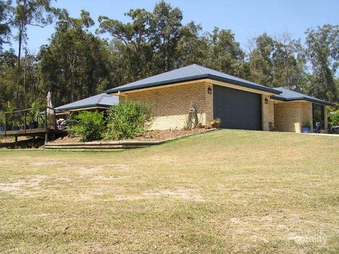 2 Bowerbird Pl, Landsborough, QLD 4550