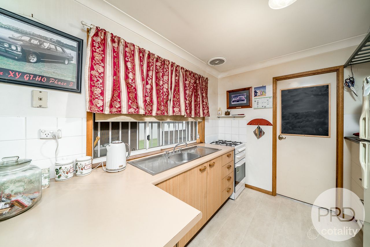 3 Ramus St, Tolland, NSW 2650