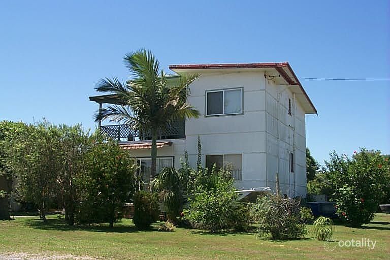 13 Boronia Cres, North Haven, NSW 2443