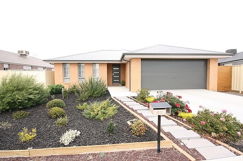 27 Arthur Dr, Horsham, VIC 3400