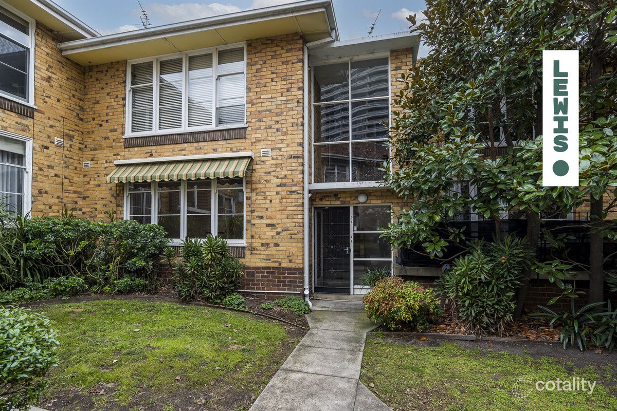 2/5 Woonsocket Ct, St Kilda, VIC 3182