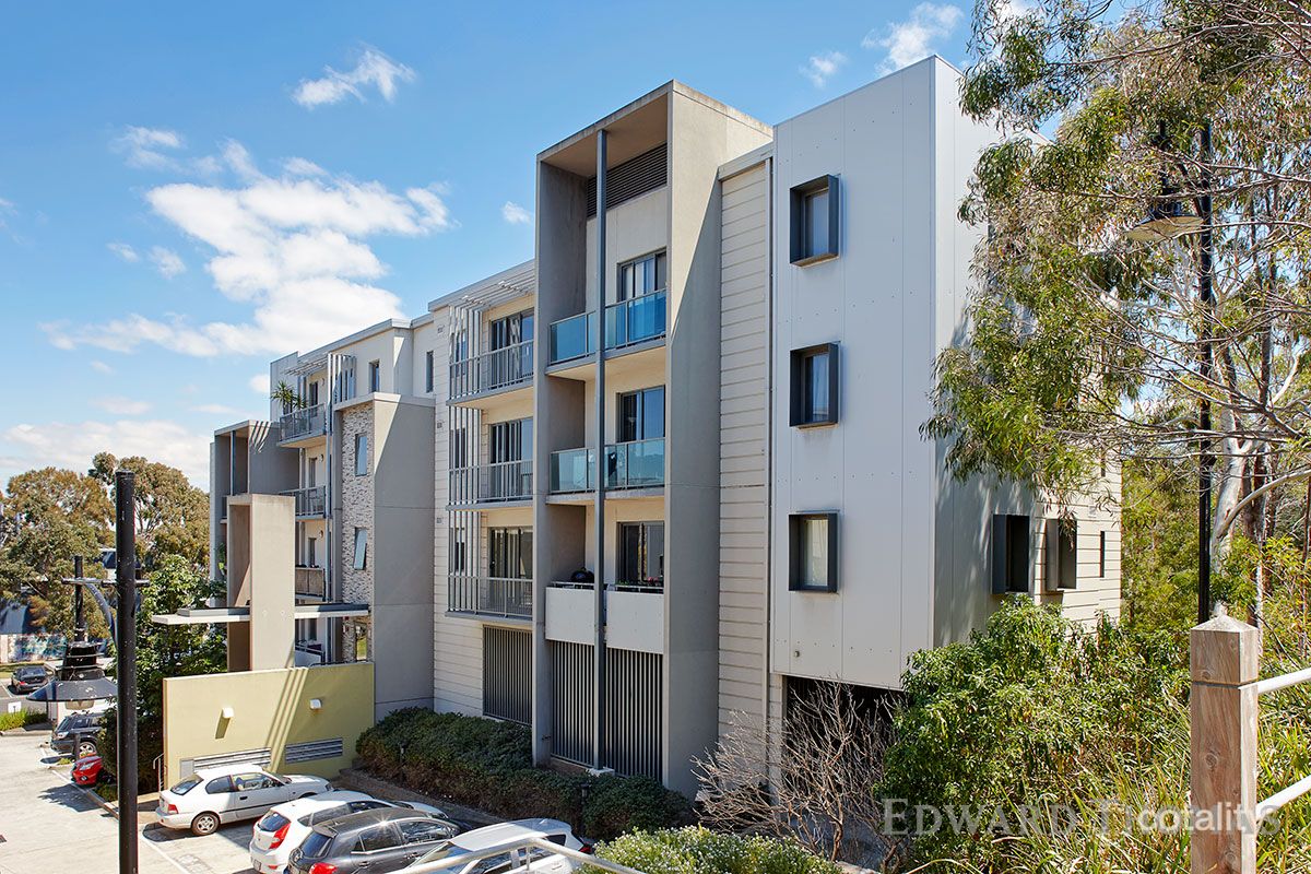 301/108 Altona St, Kensington, VIC 3031