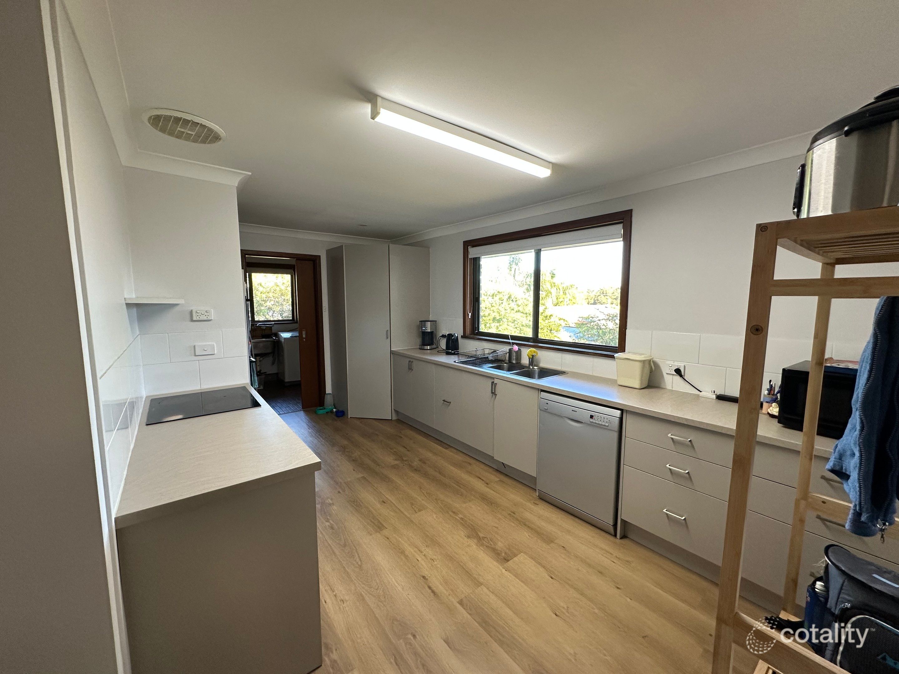 4 Hawkins Ct, Australind, WA 6233
