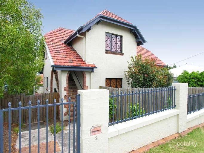2/8 Mcleod St, Herston, QLD 4006