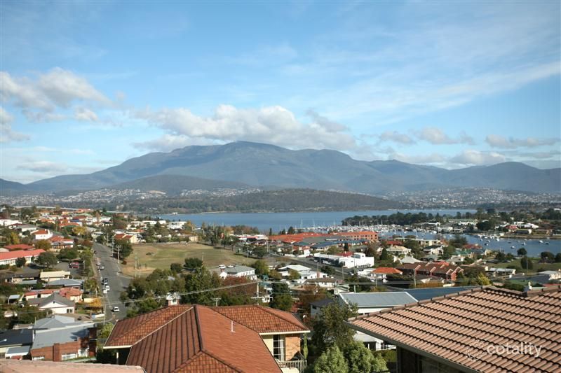 3 Owen Ct, Lindisfarne, TAS 7015