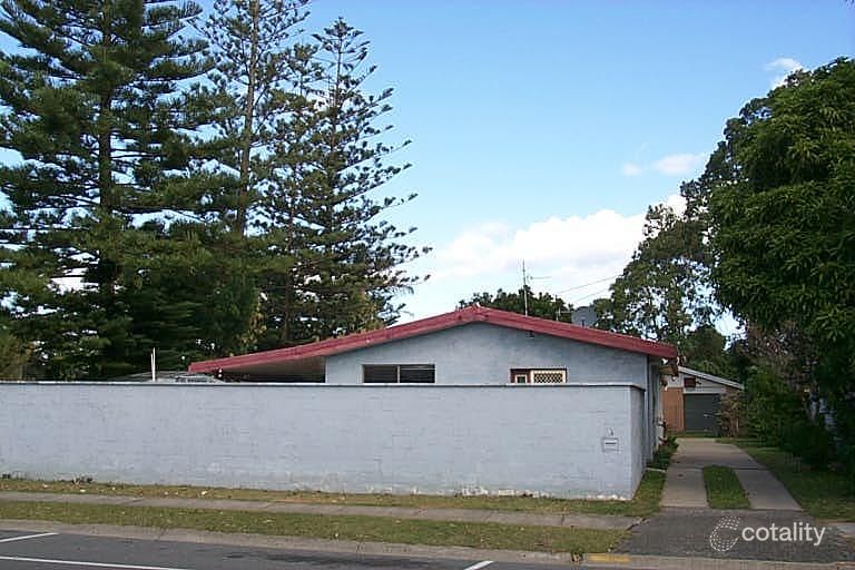 6 Kalimna Dr, Broadbeach Waters, QLD 4218