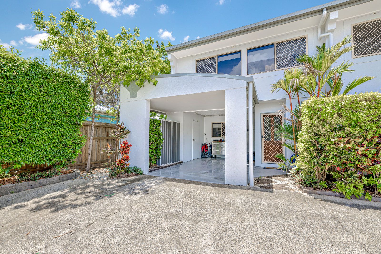 12/5 Charlotte Cl, Woree, QLD 4868