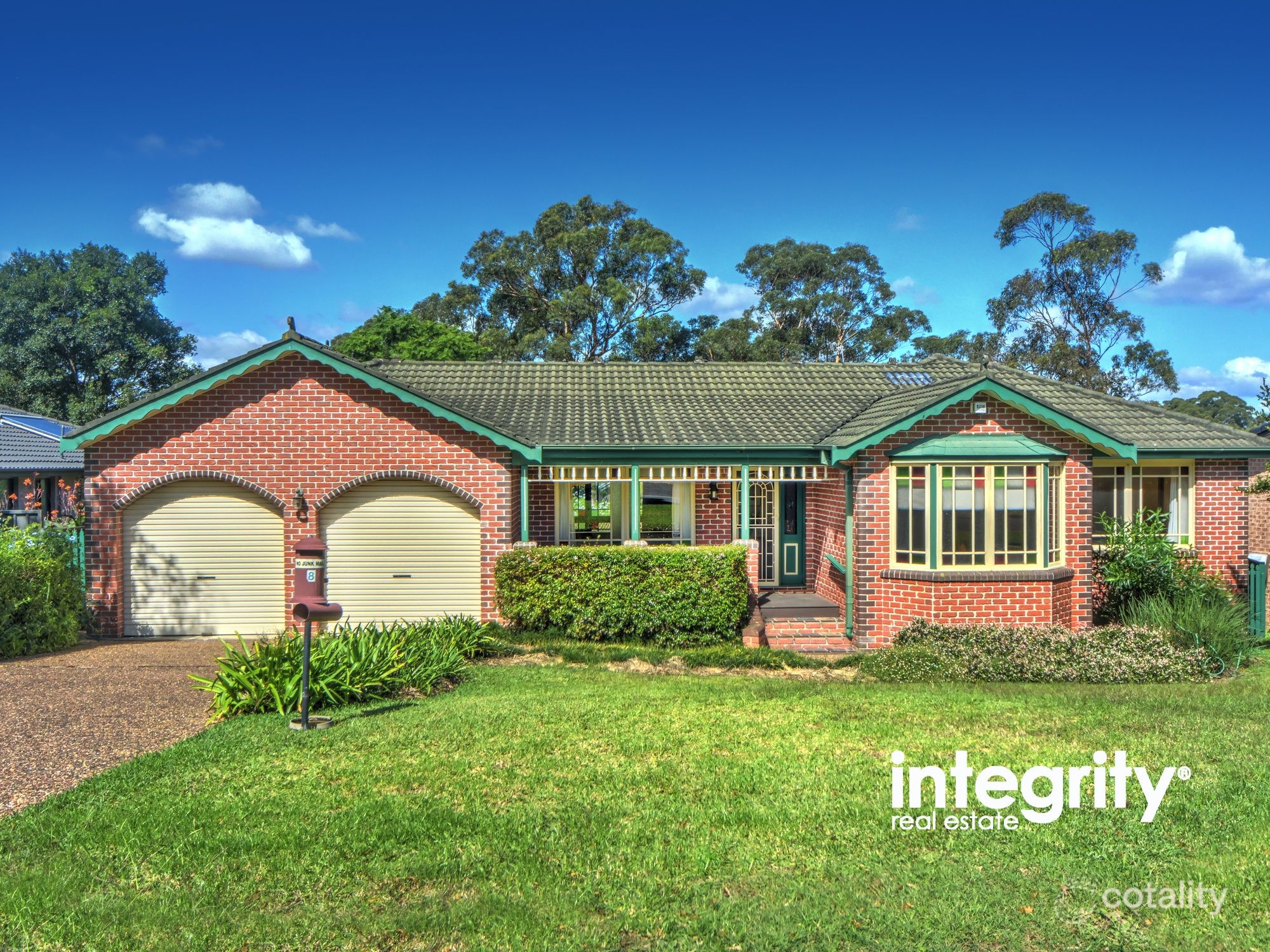 8 Sutherland Dr, North Nowra, NSW 2541