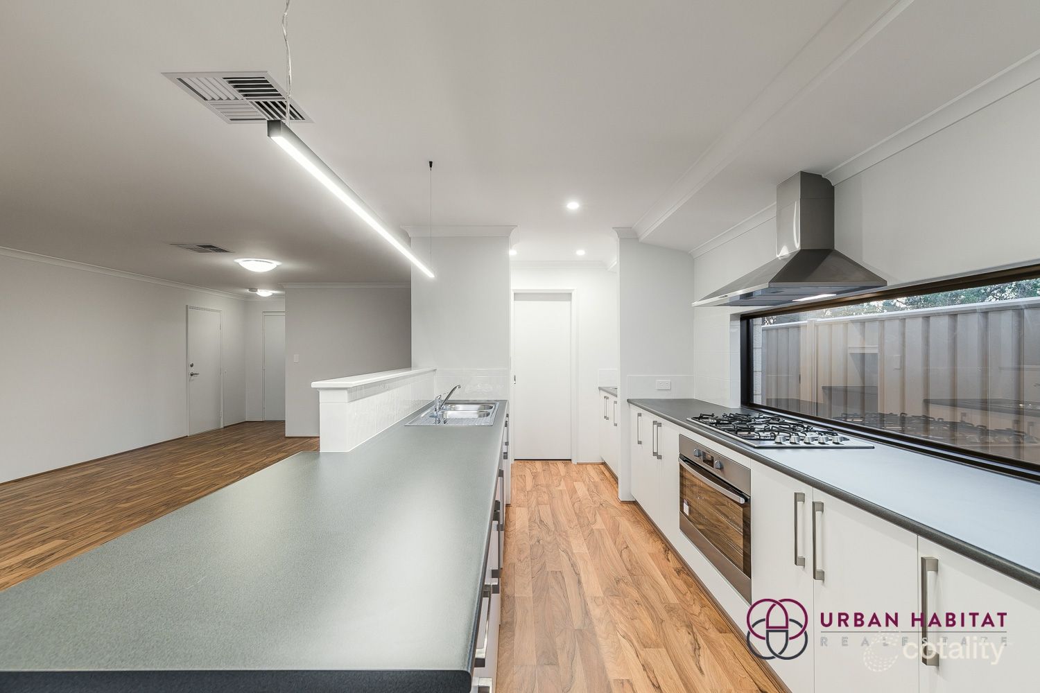 46 Pickering Ave, Parmelia, WA 6167