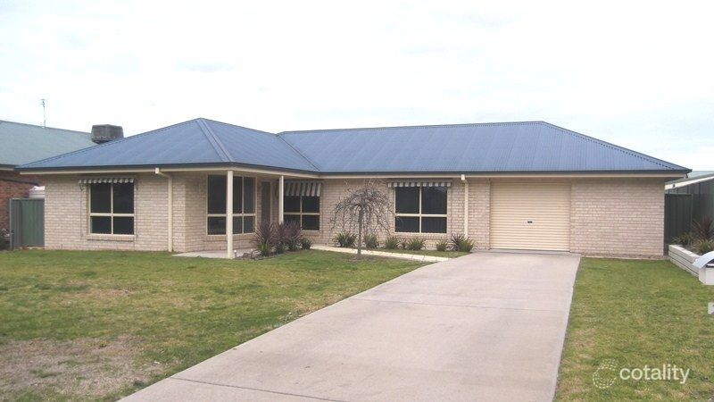 23 Dillon Ave, Cootamundra, NSW 2590
