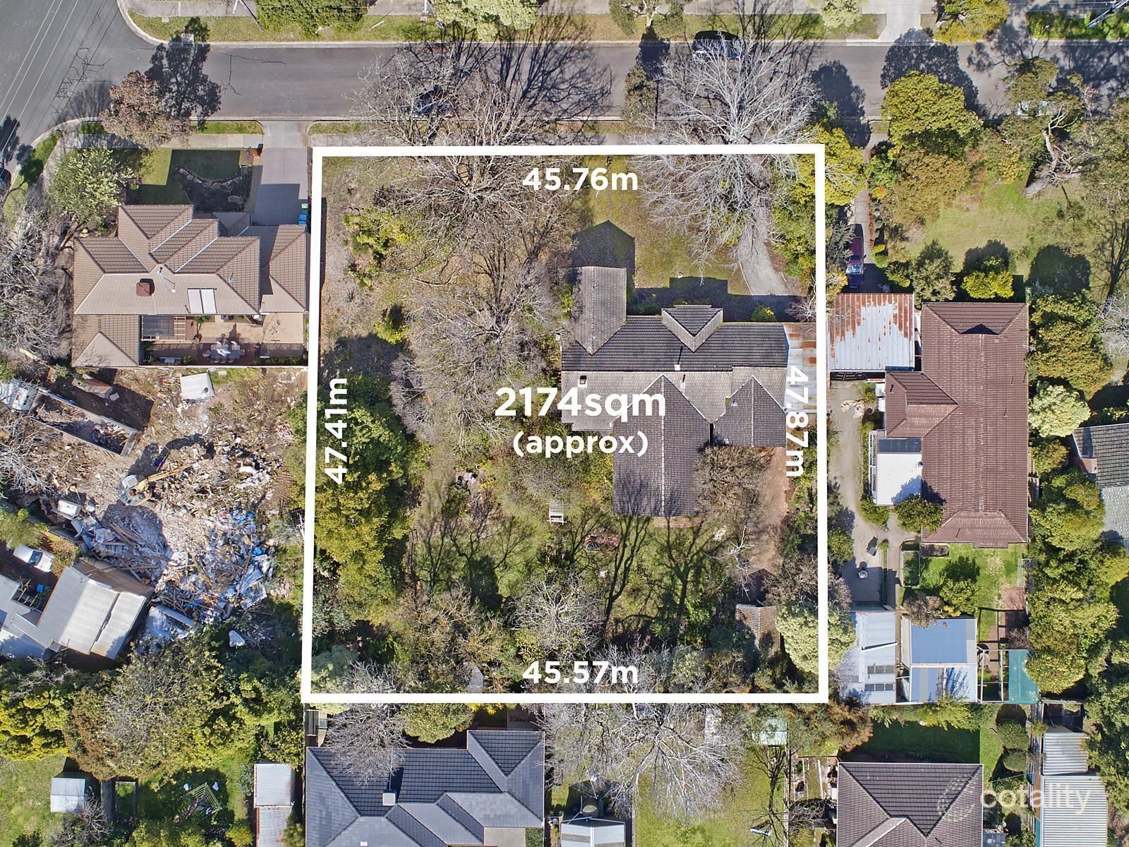 4-6 Thackeray Ct, Croydon, VIC 3136