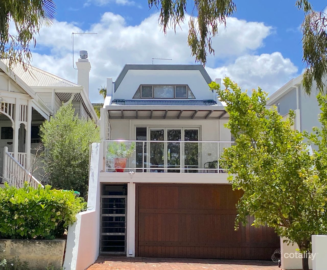 38 Salvado St, Cottesloe, WA 6011