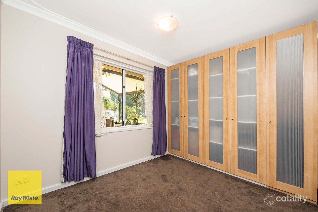 3 Godwin St, Lesmurdie, WA 6076