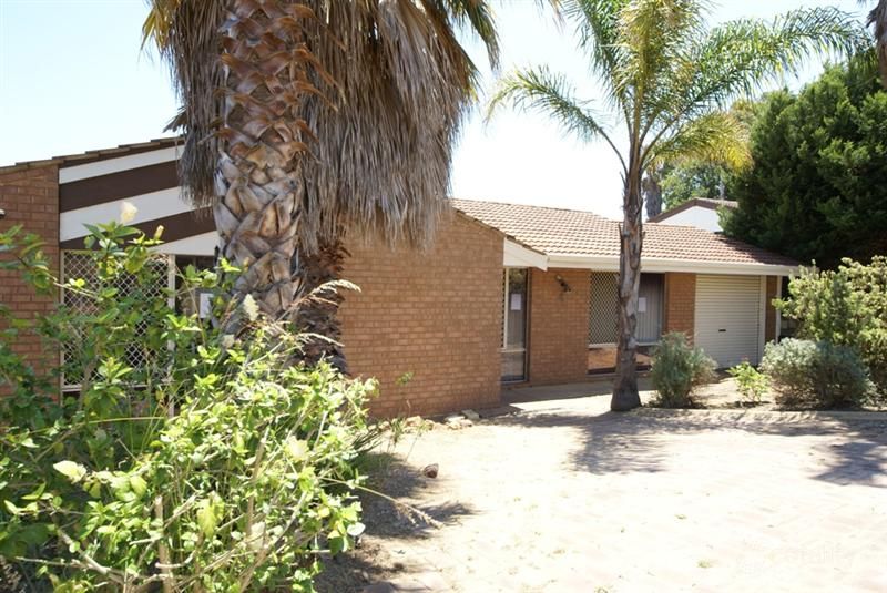 4 Gamblin Way, Parmelia, WA 6167