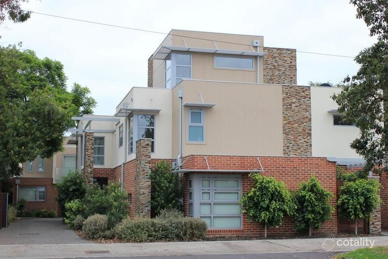 5 Frangipani Ct, Port Melbourne, VIC 3207