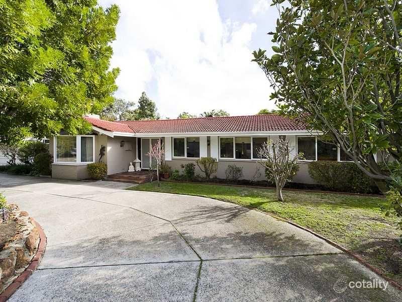 129 Railway Rd, Gooseberry Hill, WA 6076