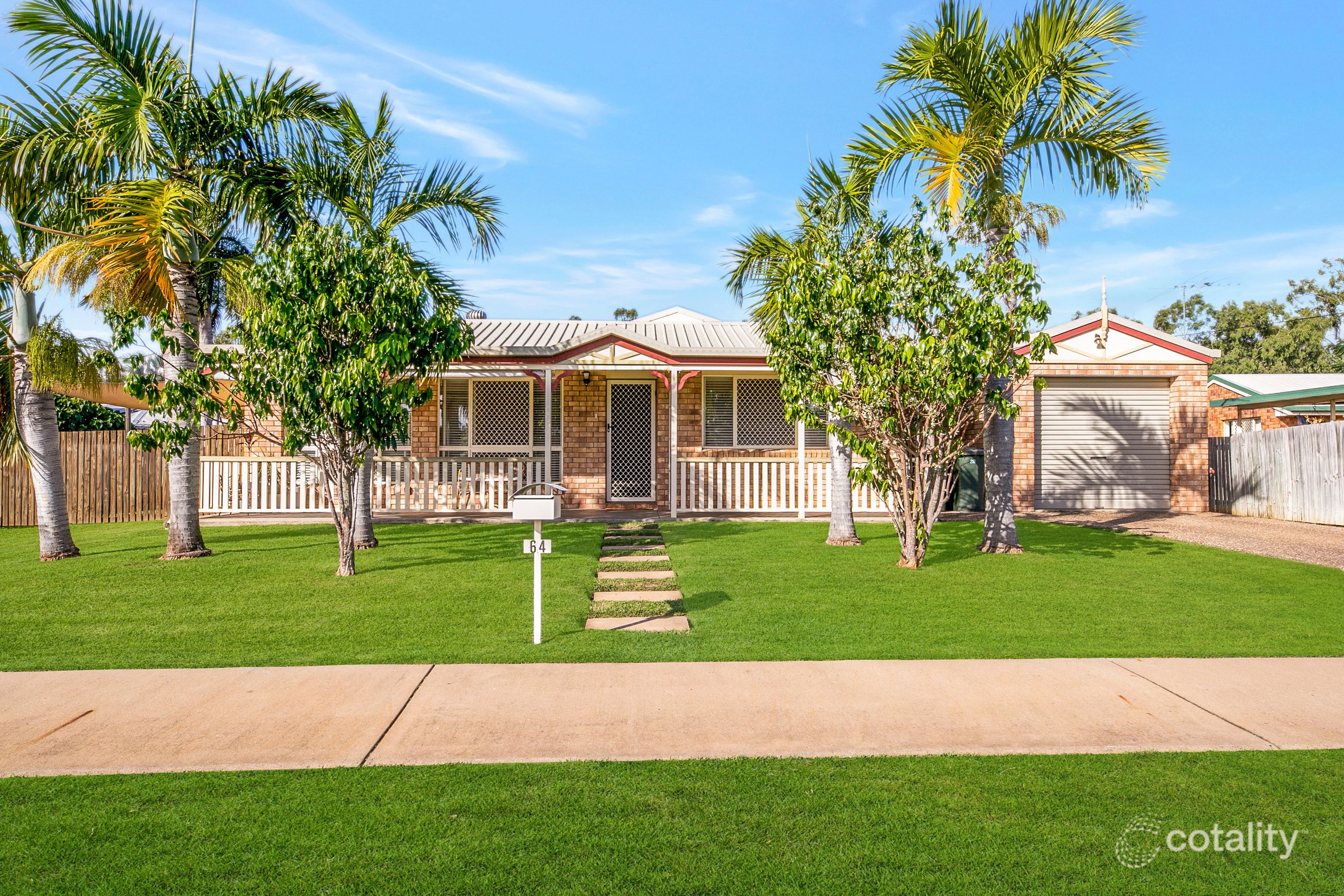64 Bean Ave, Parkhurst, QLD 4702